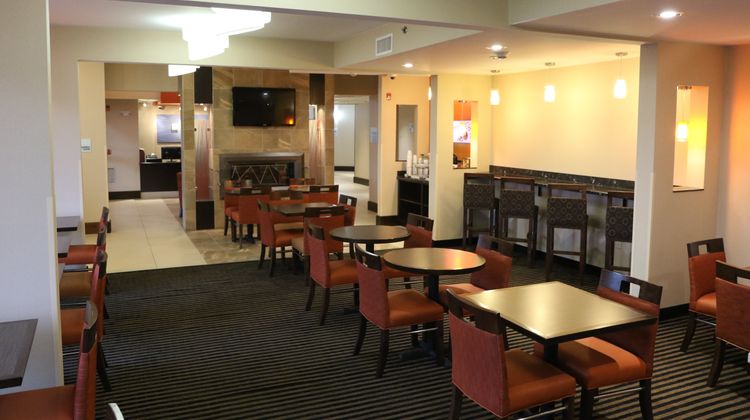 Holiday Inn Express Pittsburgh East/Mall Restaurant