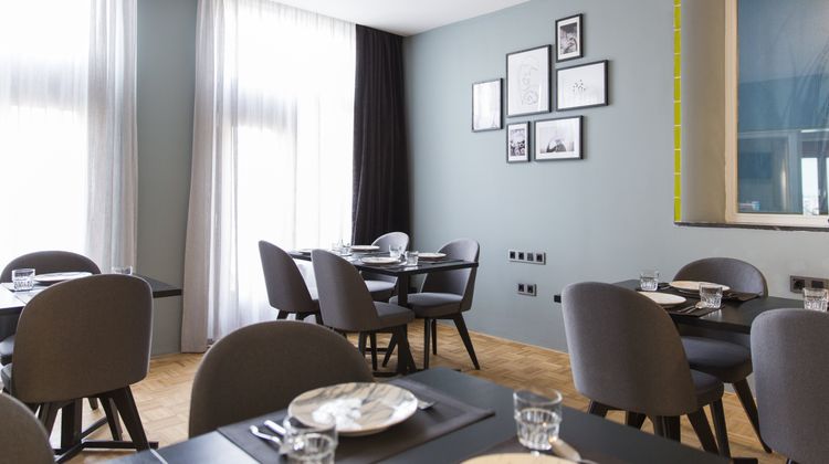 Quentin Zoo Hotel Restaurant