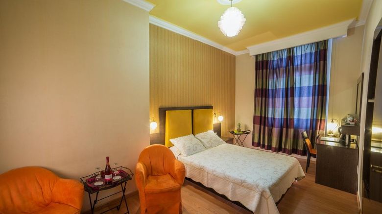 <b>Delphi Art Hotel Room</b>. Images powered by <a href="https://www.leonardoworldwide.com/" title="Leonardo Worldwide" target="_blank">Leonardo</a>.