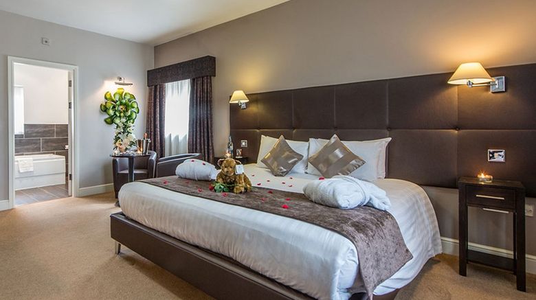 <b>Hadley Park House Hotel Room</b>. Images powered by <a href="https://www.leonardoworldwide.com/" title="Leonardo Worldwide" target="_blank">Leonardo</a>.