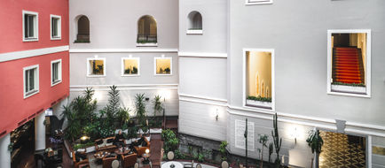 Grand Hotel Yerevan Exterior