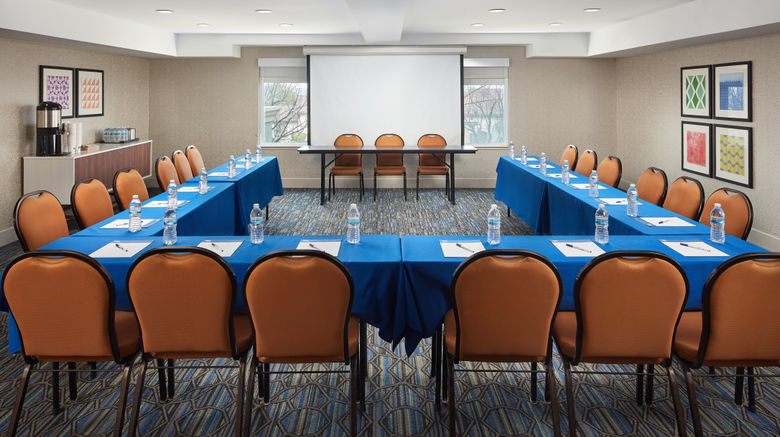<b>Holiday Inn Express Hotel & Suites Meeting</b>. Images powered by <a href="https://www.leonardoworldwide.com/" title="Leonardo Worldwide" target="_blank">Leonardo</a>.