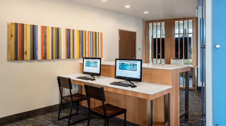 Holiday Inn Express/Suites-Jordan Creek Other