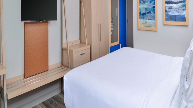 <b>Holiday Inn Express & Suites Southgate Room</b>. Images powered by <a href="https://www.leonardoworldwide.com/" title="Leonardo Worldwide" target="_blank">Leonardo</a>.