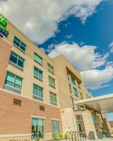 Holiday Inn Express & Suites Okemos MSU