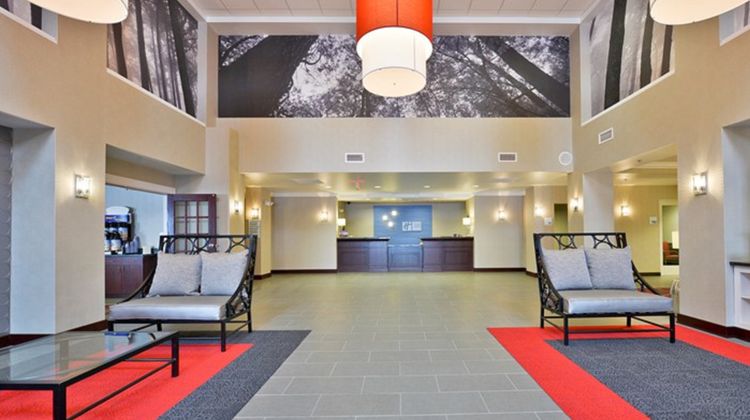 Holiday Inn Express Finger Lakes Exterior