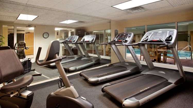 Holiday Inn Express & Suites Health Club