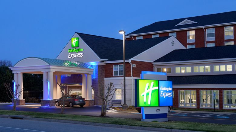<b>Holiday Inn Express Williamsburg North Exterior</b>. Images powered by <a href="https://www.leonardoworldwide.com/" title="Leonardo Worldwide" target="_blank">Leonardo</a>.