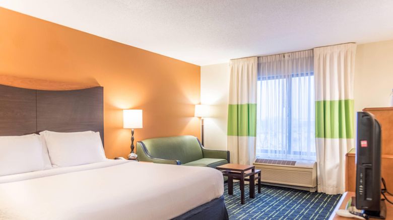 <b>Fairfield Inn & Suites Muskegon Room</b>. Images powered by <a href="https://leonardo.com/" title="Leonardo Worldwide" target="_blank">Leonardo</a>.