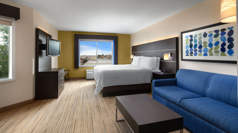 <b>Holiday Inn Express Hotel & Suites Suite</b>. Images powered by <a href="https://www.leonardoworldwide.com/" title="Leonardo Worldwide" target="_blank">Leonardo</a>.