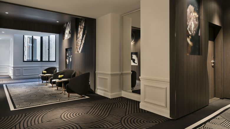 <b>La Clef Champs-Elysees Lobby</b>. Images powered by <a href="https://www.leonardoworldwide.com/" title="Leonardo Worldwide" target="_blank">Leonardo</a>.