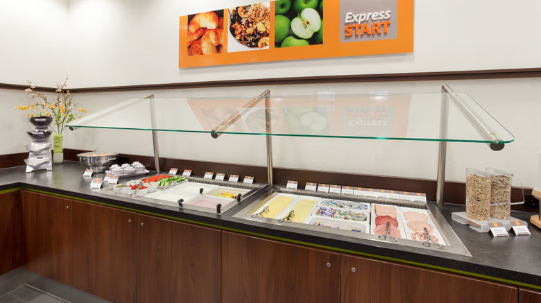 <b>Holiday Inn Express Augsburg Restaurant</b>. Images powered by <a href="https://www.leonardoworldwide.com/" title="Leonardo Worldwide" target="_blank">Leonardo</a>.
