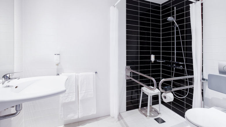 <b>Holiday Inn Express Augsburg Room</b>. Images powered by <a href="https://www.leonardoworldwide.com/" title="Leonardo Worldwide" target="_blank">Leonardo</a>.