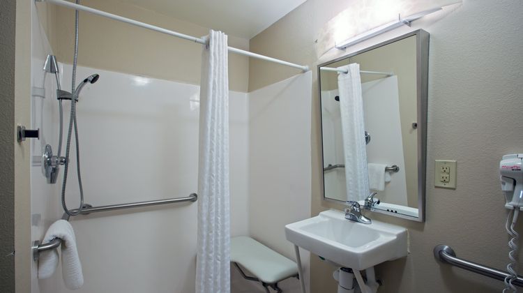 Candlewood Suites Indianapolis NW Room