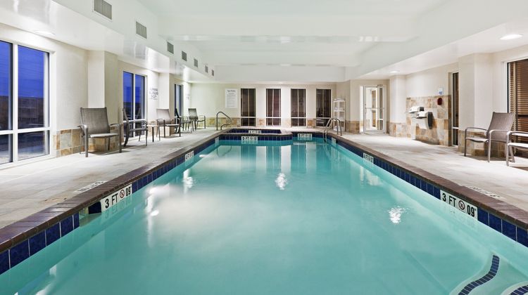 Holiday Inn Express Hotel & Suites Pool