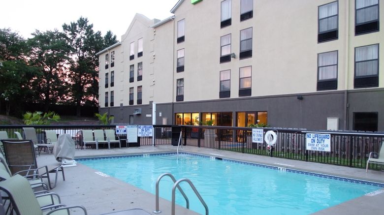 <b>Holiday Inn Express Blythewood Pool</b>. Images powered by <a href="https://www.leonardoworldwide.com/" title="Leonardo Worldwide" target="_blank">Leonardo</a>.