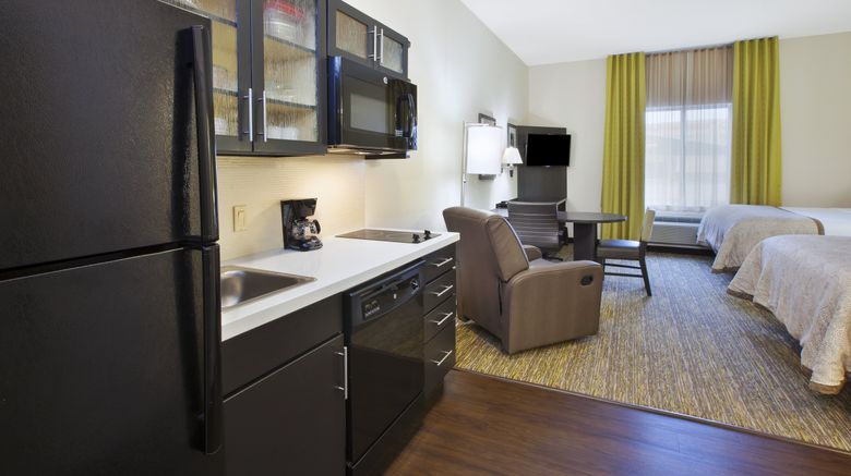 <b>Candlewood Suites Morgantown Univ of WV Suite</b>. Images powered by <a href="https://www.leonardoworldwide.com/" title="Leonardo Worldwide" target="_blank">Leonardo</a>.