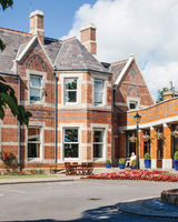 Brandon House Hotel