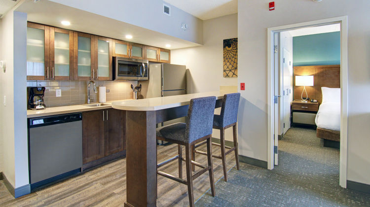 Staybridge Suites Toronto -Vaughan South Suite