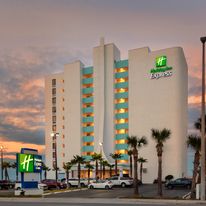 Holiday Inn Express Suites Oceanfront