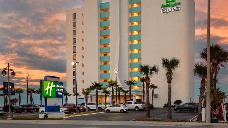 <b>Holiday Inn Express Suites Oceanfront Exterior</b>. Images powered by <a href="https://www.leonardoworldwide.com/" title="Leonardo Worldwide" target="_blank">Leonardo</a>.