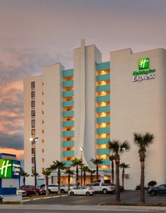 Holiday Inn Express Suites Oceanfront