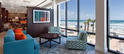 Holiday Inn Express Suites Oceanfront Exterior