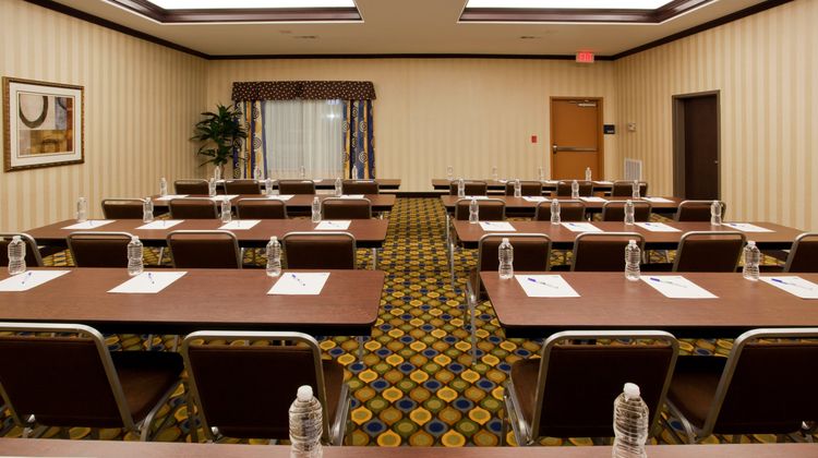 Holiday Inn Express Hotel & Suites Buda Meeting