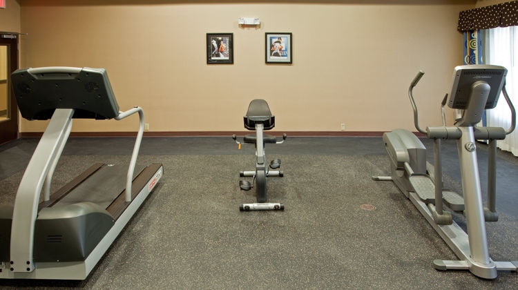 Holiday Inn Express Hotel & Suites Buda Health Club