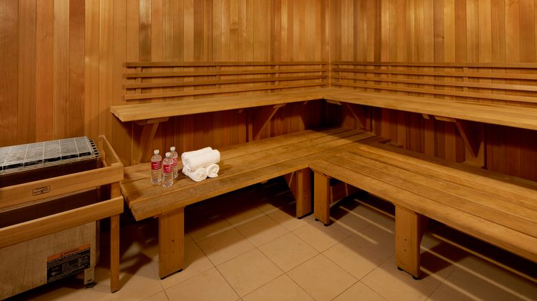 <b>Crowne Plaza Cabana Palo Alto Recreation</b>. Images powered by <a href="https://www.leonardoworldwide.com/" title="Leonardo Worldwide" target="_blank">Leonardo</a>.