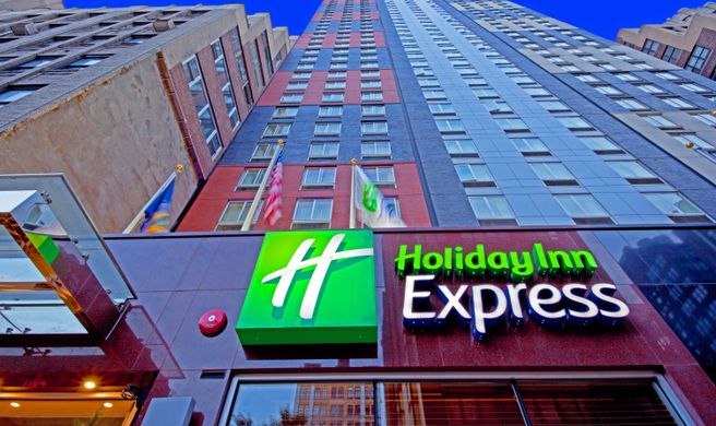 Holiday Inn Express NYC-Times Square Exterior