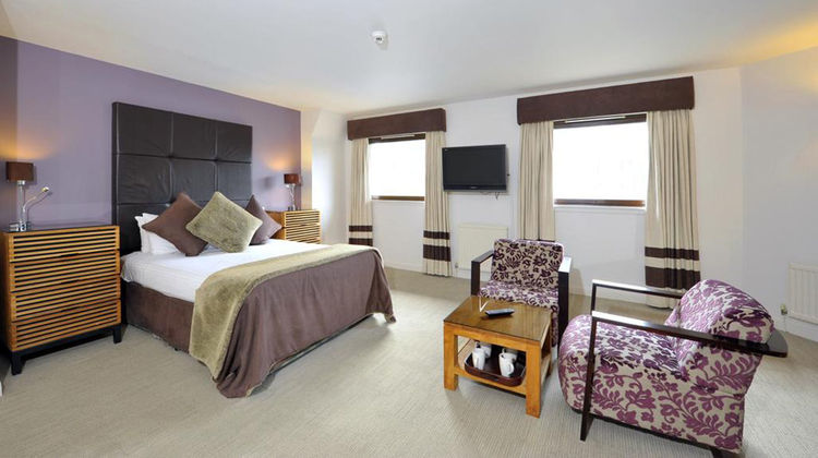 Stirling Court Hotel Suite