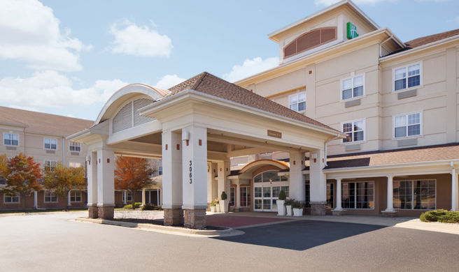 Holiday Inn Grand Rapids - Airport Exterior