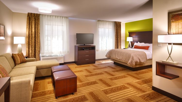 Staybridge Suites Cheyenne Room