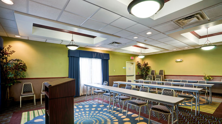 Holiday Inn Expres/Stes Christiansburg Meeting
