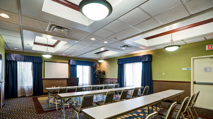 Holiday Inn Expres/Stes Christiansburg Meeting