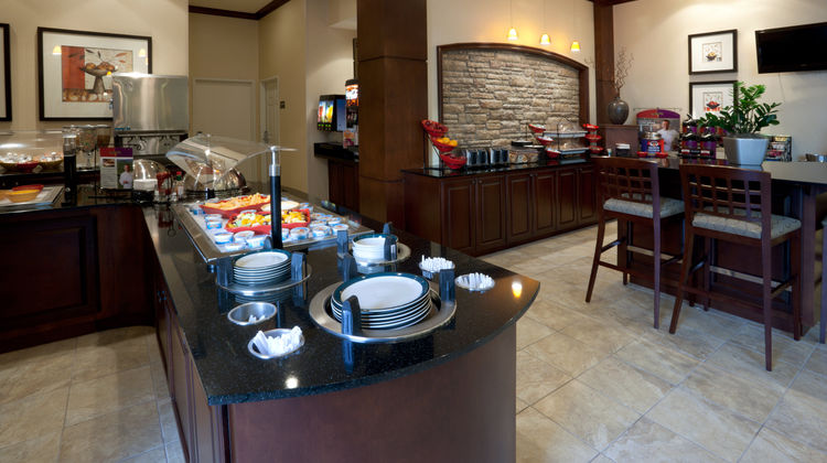 Staybridge Suites San Antonio Seaworld Restaurant