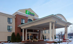 Holiday Inn Express Lordstown NewtonFall