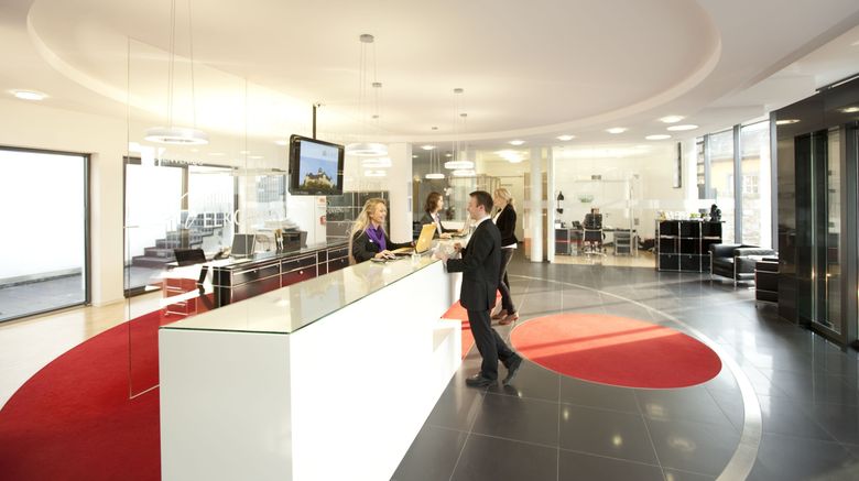 <b>Schloss Montabaur & Conf Ctr Lobby</b>. Images powered by <a href="https://www.leonardoworldwide.com/" title="Leonardo Worldwide" target="_blank">Leonardo</a>.