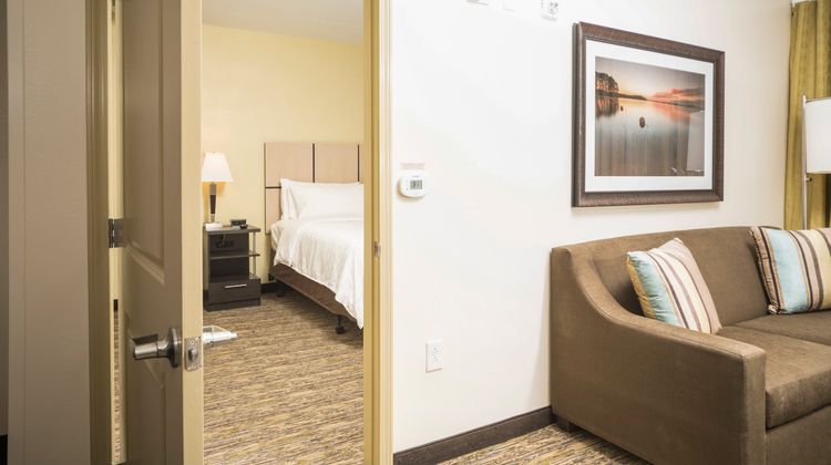 Candlewood Suites Fort Walton Beach Suite