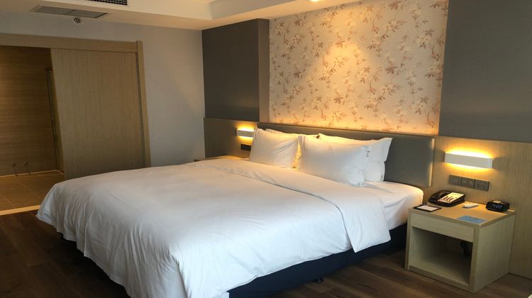 Holiday Inn Express Linyi Riverside Room