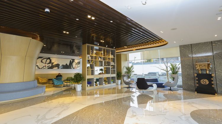 Holiday Inn Express Linyi Riverside Lobby