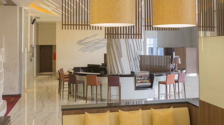 Holiday Inn Express JKT Pluit Citygate Lobby