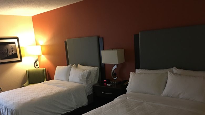 <b>Holiday Inn Express & Suites Laurinburg Room</b>. Images powered by <a href="https://www.leonardoworldwide.com/" title="Leonardo Worldwide" target="_blank">Leonardo</a>.
