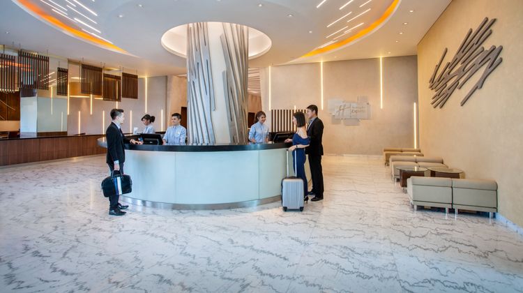 Holiday Inn Express JKT Pluit Citygate Lobby