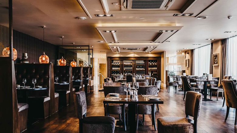 <b>The Fenwick Hotel Restaurant</b>. Images powered by <a href="https://www.leonardoworldwide.com/" title="Leonardo Worldwide" target="_blank">Leonardo</a>.
