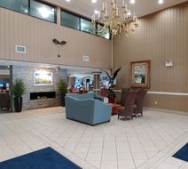 Holiday Inn Express Lobby