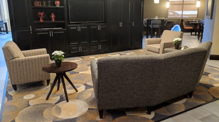 Holiday Inn Champaign Lobby