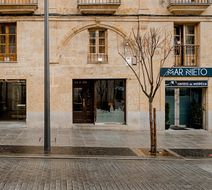 Ikonik Plaza Mercado Exterior