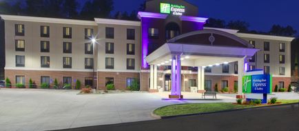 Holiday Inn Express & Sts Cross Lanes Exterior